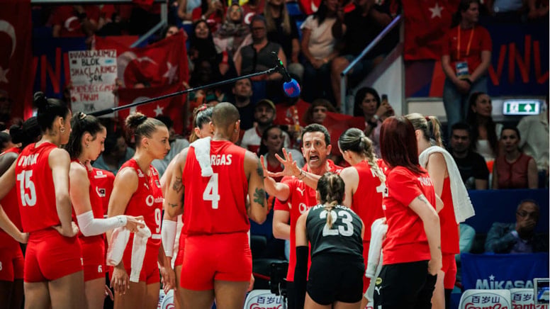 Filenin Sultanları Kadrosu Açıklandı: İşte A Milli Kadın Voleybol Takımı'nın Yıldızları! 2 Filenin Sultanları'nın kadrosu açıklandı
